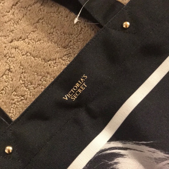 Victoria’s secret tote brand new - Picture 2 of 5